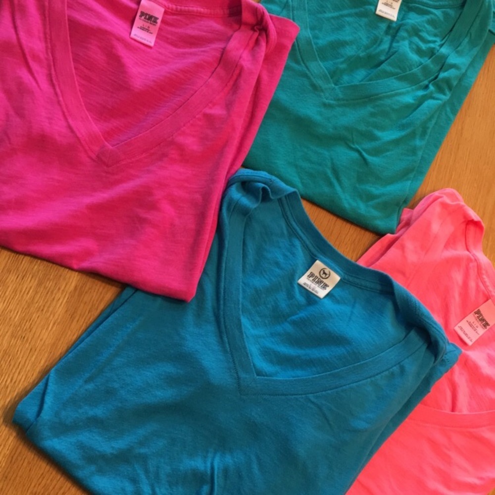 VS Pink T-shirt’s
